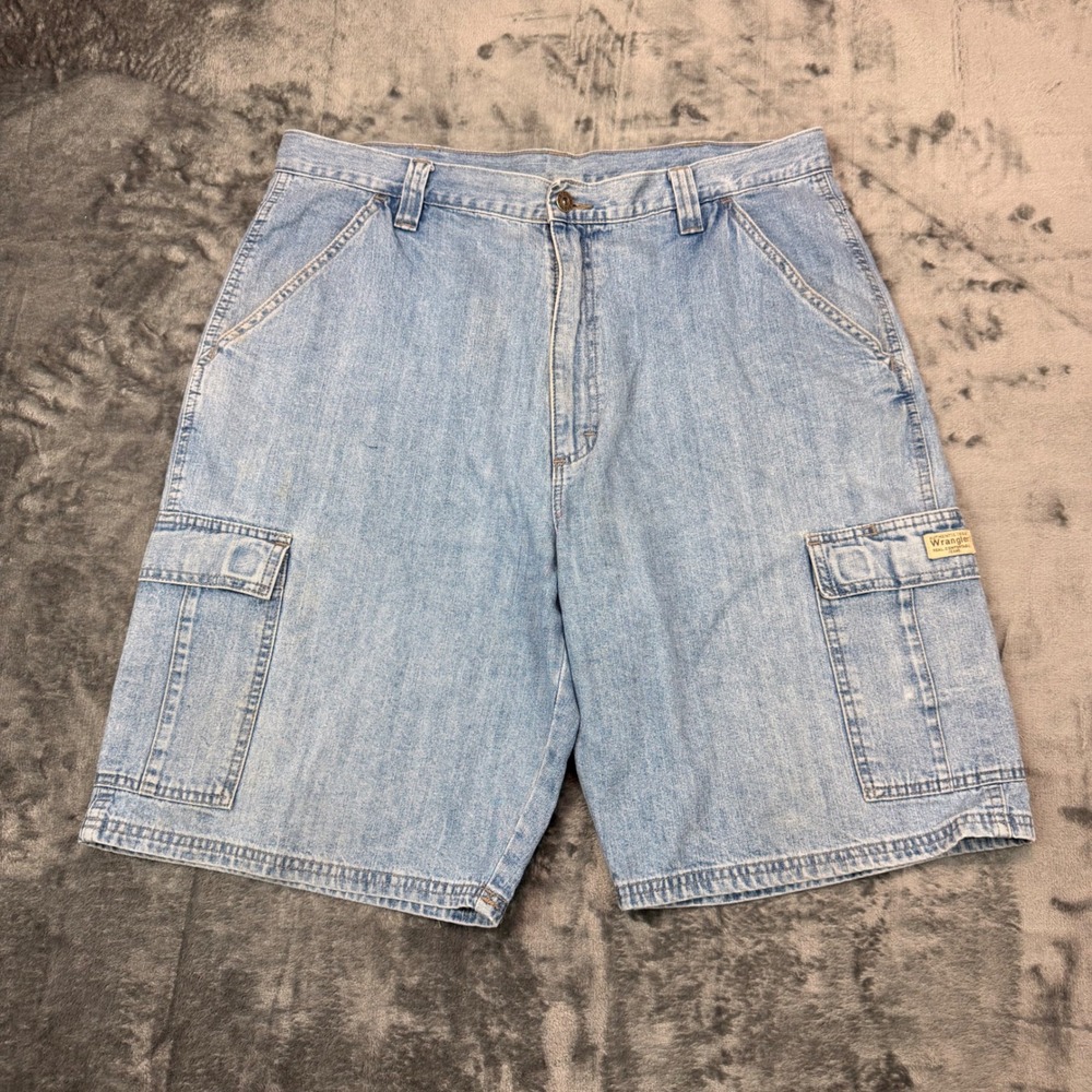 Vintage Y2K Wrangler Cargo Denim Shorts Mens 36 Baggy Light Wash Skater - Picture 2 of 8